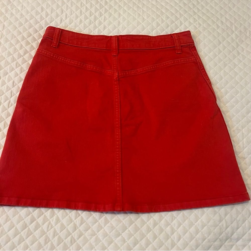 Vintage GAP Denim Red A-Line Skirt with Front Buttons Women's Size 27 - Picture 5 of 8